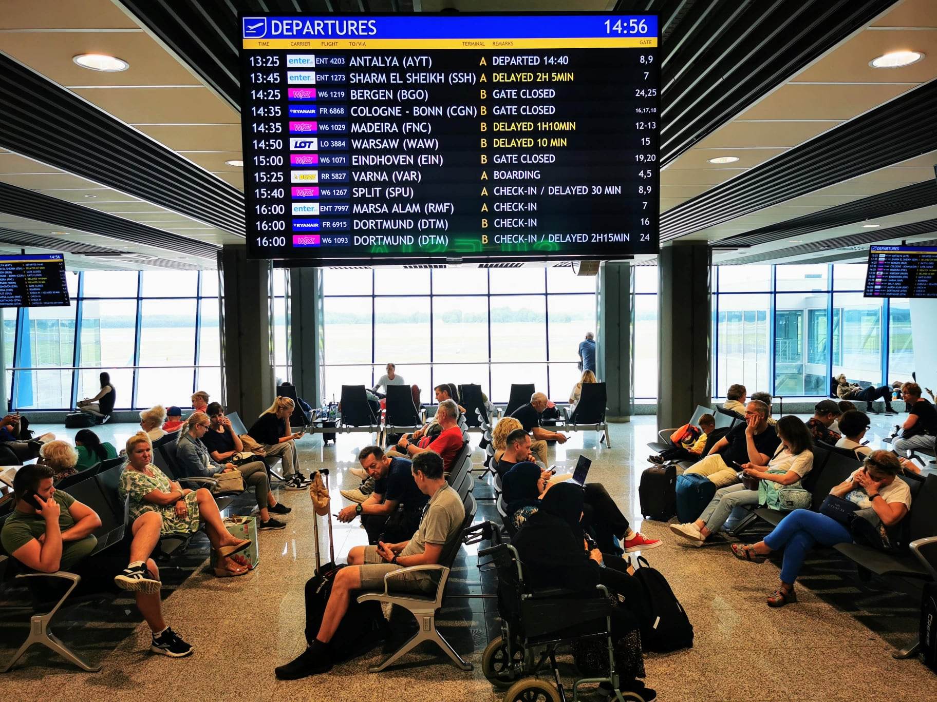 lotnisko katowice airport pyrzowice