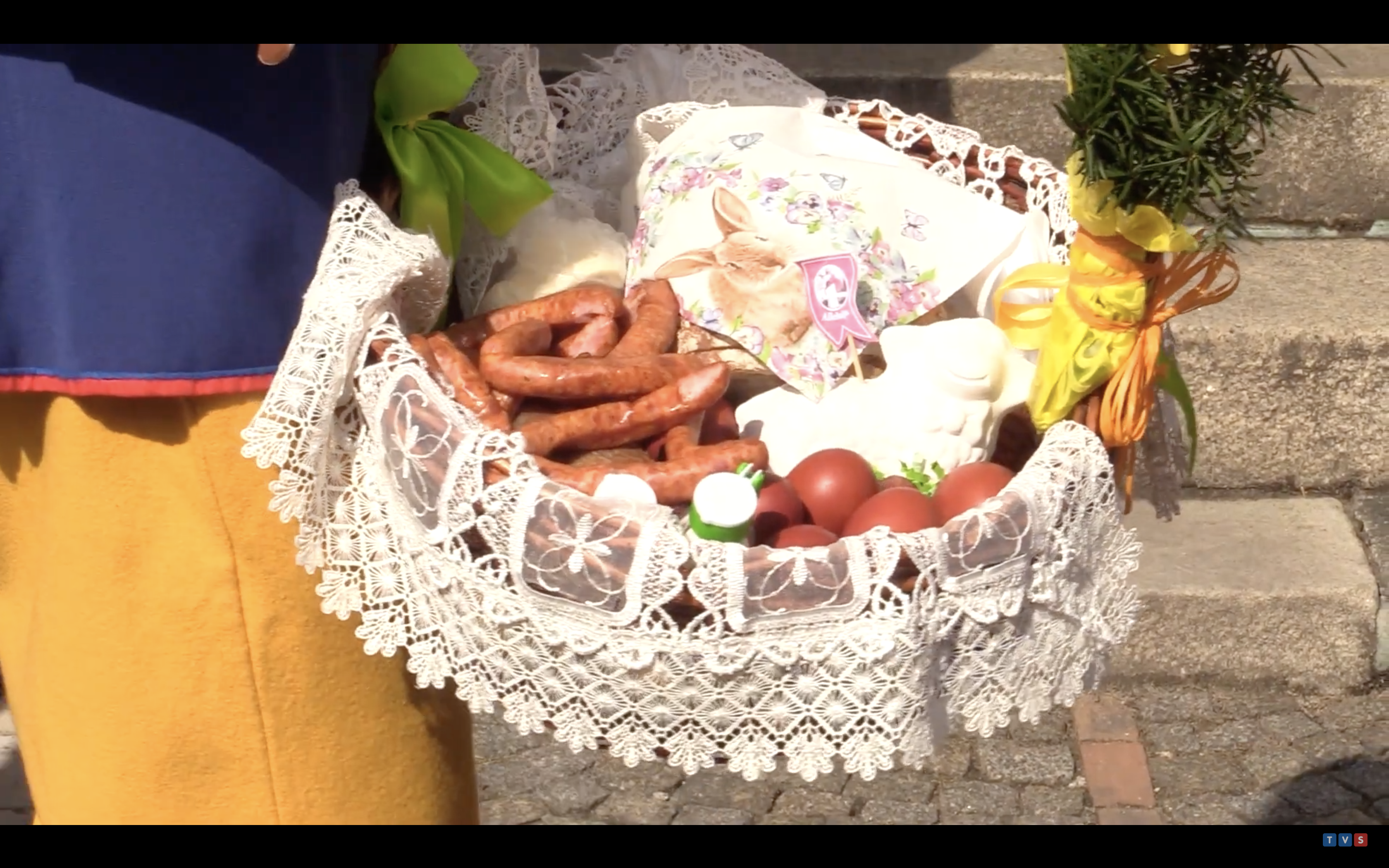 W tym roku tradycyjne stroje ubrało kilkadziesiąt osób.