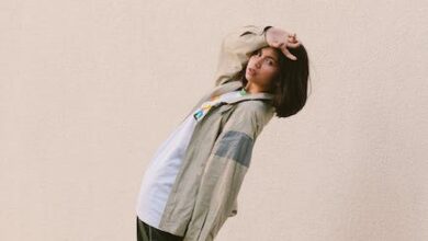 Dresy damskie - nie tylko do sportowych stylizacji (fot. pexels.com)