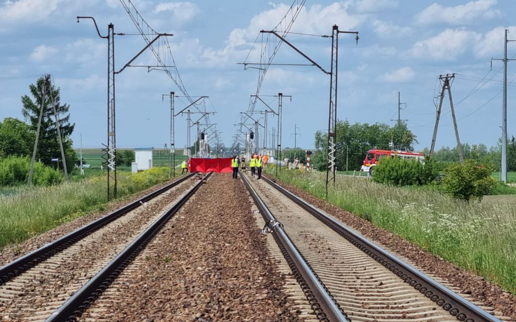 Tragedia na przejeździe kolejowym w Sośnicy/fot.Policja Podkarpacka