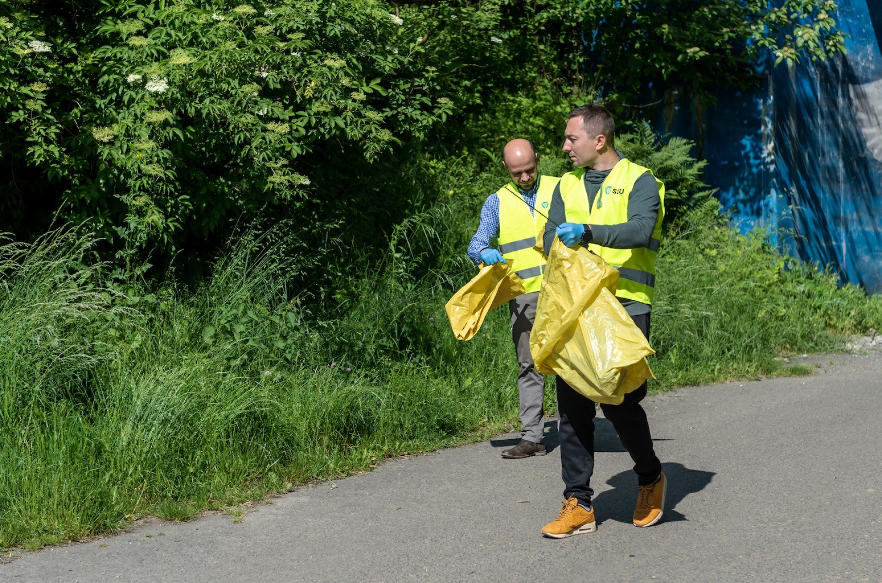 Społecznicy sprzątają Żabie Doły. Można im pomóc. Fot. UM Bytom