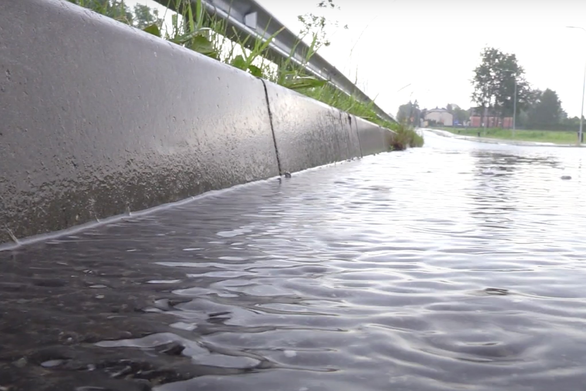 Burze na Śląsku. Od piątku 168 interwencji straży pożarnej