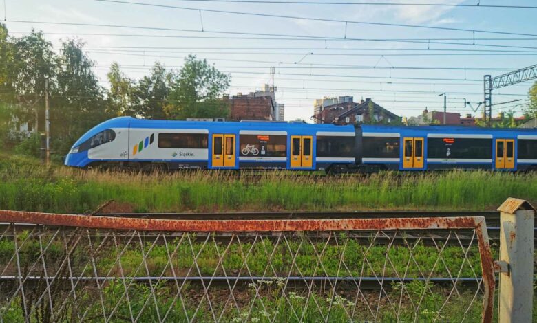 wstrzymany ruch pociągów 2 sierpnia pociąg koleje śląskie