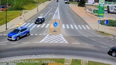 Policyjna eskorta ulicami Piekar. Liczyła się każda sekunda. Fot. Policja Śląska