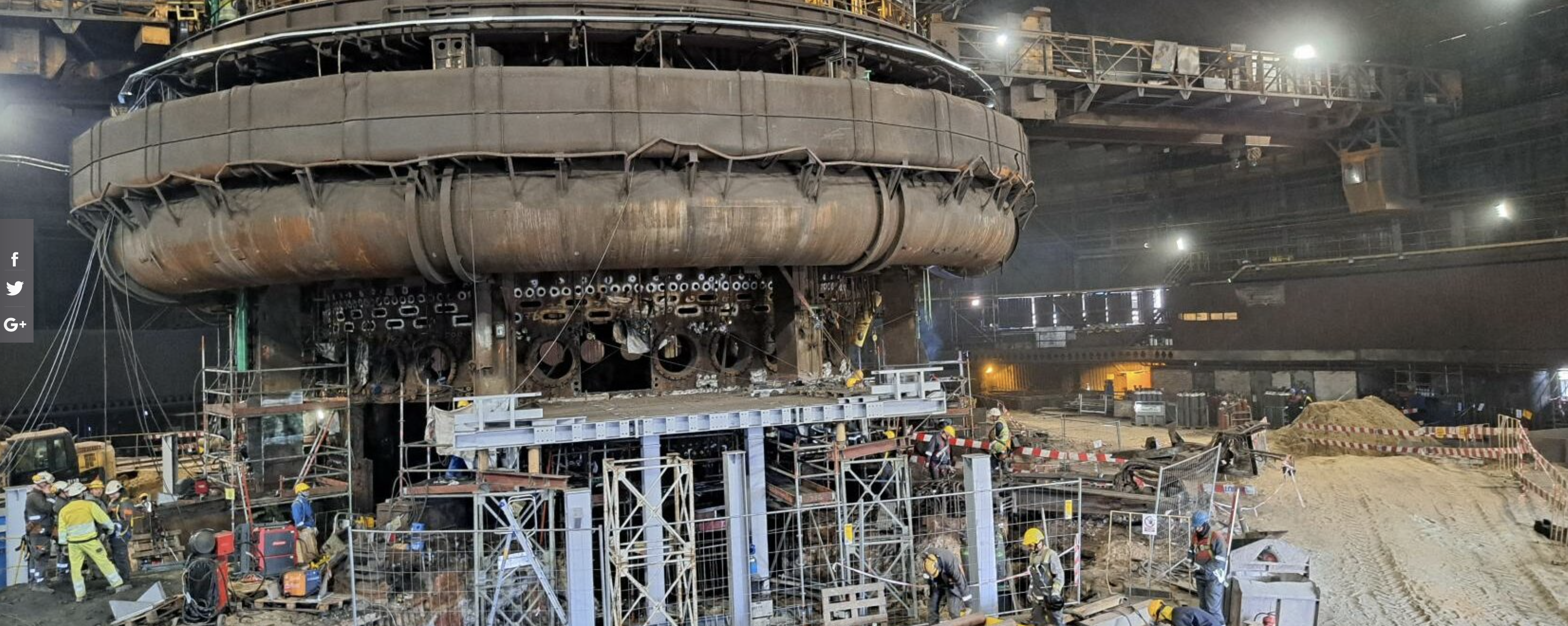 Inwestycja pozwoliła również na zmniejszenie zużycia energii elektrycznej o blisko 400 MWh na rok, ograniczenie emisji CO2 o prawie 45 000 ton rocznie oraz redukcję emisji pyłowych – teraz do procesu zawracanych i ponownie wykorzystanych jest ponad 18 000 ton pyłu. [fot. UM w Dąbrowie Górniczej]