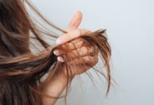 Jak zregenerować i odżywić włosy po lecie? – Praktyczny poradnik dla Każdego!