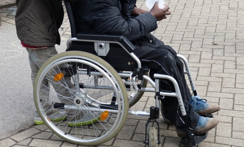 Opiekunowie osób niepełnosprawnych mogą pracować bez ograniczeń/fot.pixabay.com