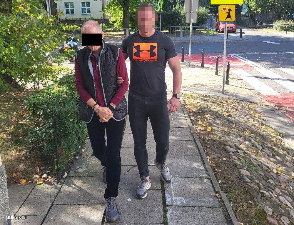 Kobiety traciły krocie. "Hiszpański hrabia" zatrzymany/fot.policja.pl