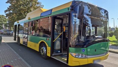 Tychy: Mężczyzna wypadł z autobusu w czasie jazdy/fot.112 Tychy - Tyskie Służby Ratownicze