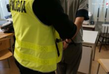Policjanci z Sosnowca zatrzymali 54-latka, który dokonał serii przestępstw. [fot. Policja Śląska]