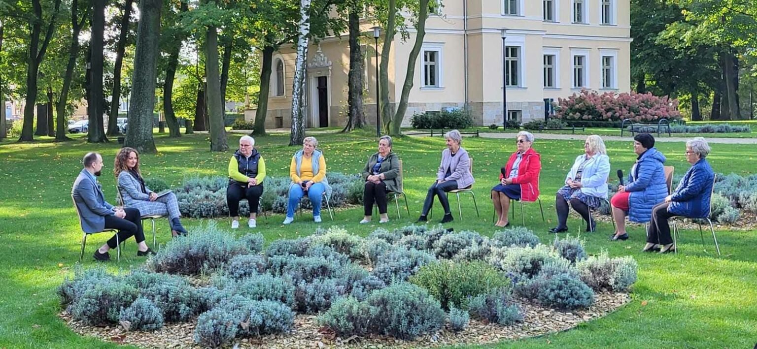 Bezpieczeństwo seniorów w Wirtualnym Świecie