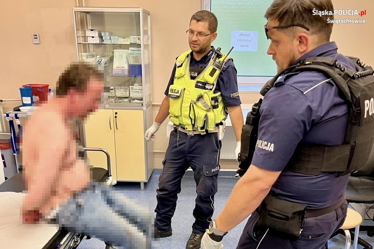 Śląskie: Skopał i pogryzł wszystkich wokół. Atak furiata w Świętochłowicach/fot.Śląska Policja