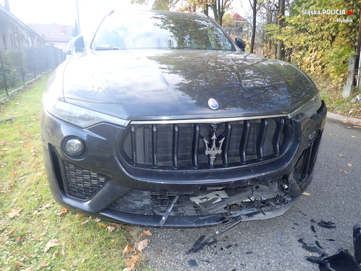 Rybnik: Motocyklista zderzył się z maserati/fot.Śląska Policja