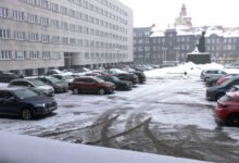 Puste miejsca parkingowe w Katowicach. Gdzie podziały się auta?