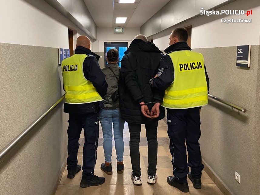Próbowali wręczyć dwie łapówki. Obywatele Ukrainy zatrzymani. Fot. Policja Śląska