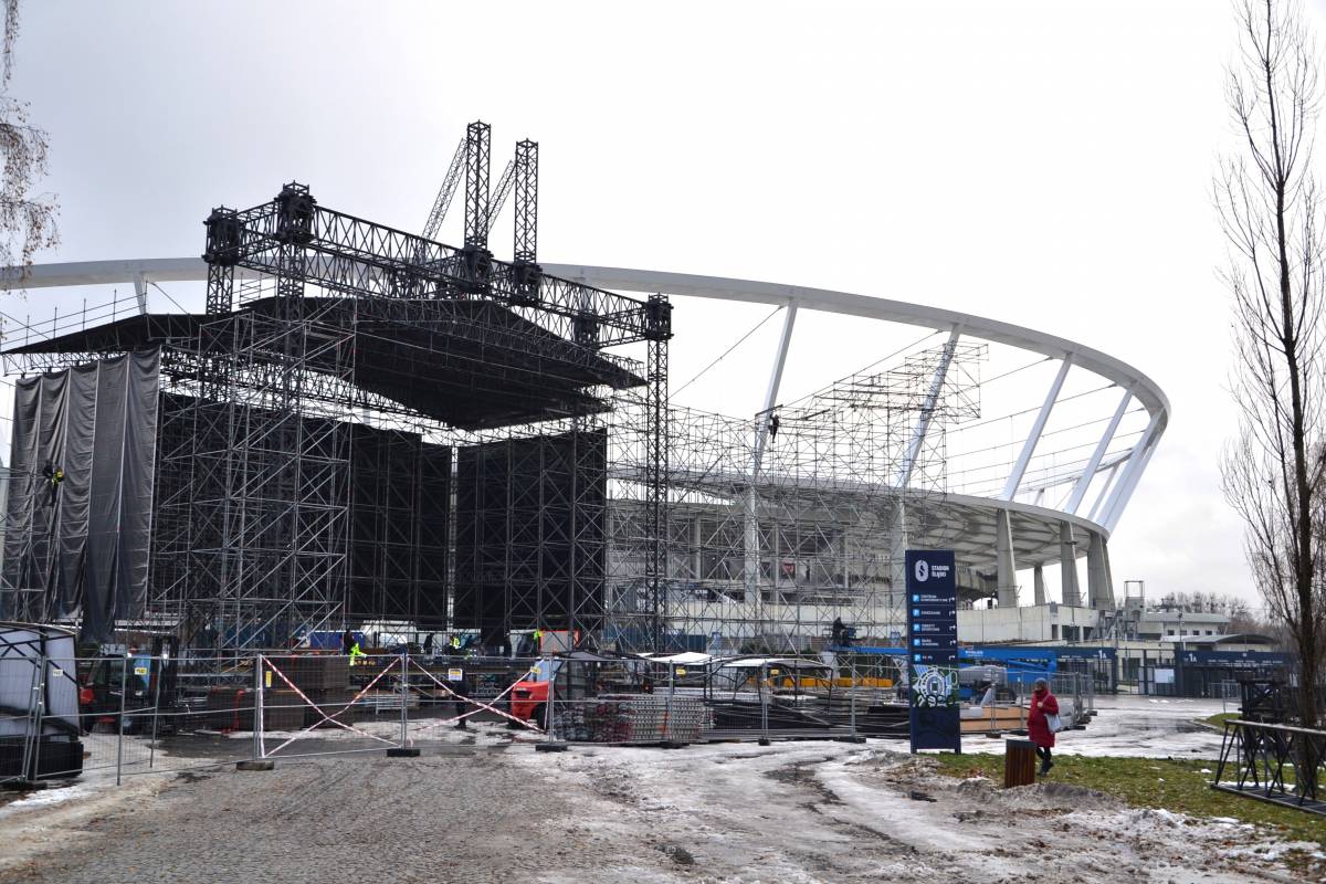 Sylwester na Stadionie Śląskim. Trwa budowa gigantycznej sceny/fot.Park Śląski