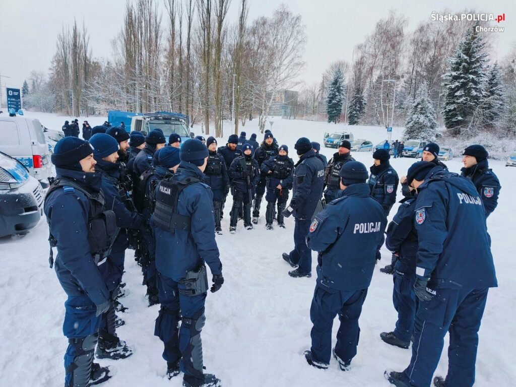 Policjanci gotowi na Ekstraklasę na Stadionie Śląskim/fot.Śląska Policja
