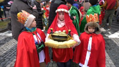 Orszak Trzech Króli przeszedł przez Katowice. Wideo