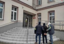 Pijany awanturował się na lotnisku. Chciał przekupić policję. Fot. Policja Śląska