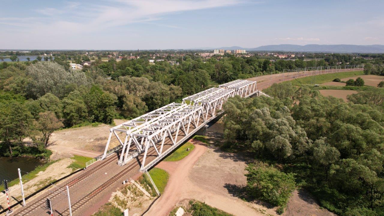 Most Kolejowy nad rzeką Wisłą w ciągu linii LK139_Piotr Krasucki