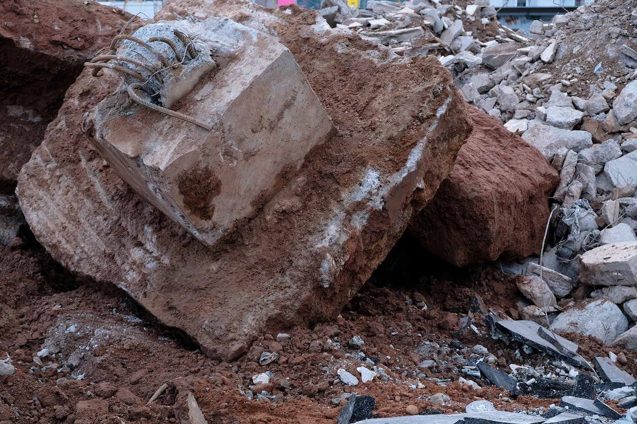 Wyburzą wiadukt w Piekarach Śląskich. Autobusy pojadą inaczej/fot.pixabay.com