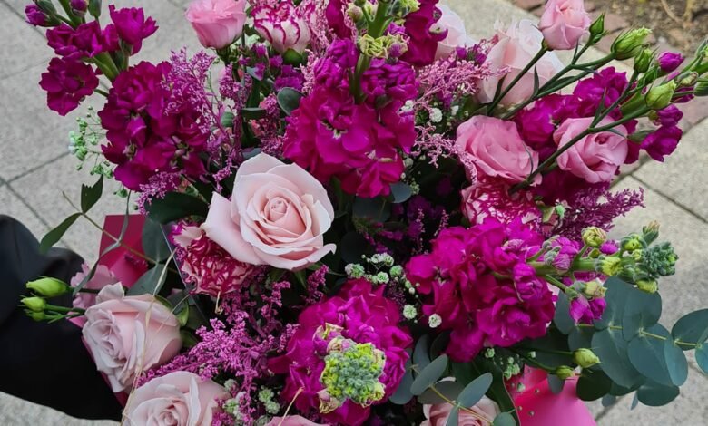 Jakie kwiaty podarować swojej wybrance na Dzień Kobiet (fot. FB Kwiaciarnia Storczyk Skoczów)