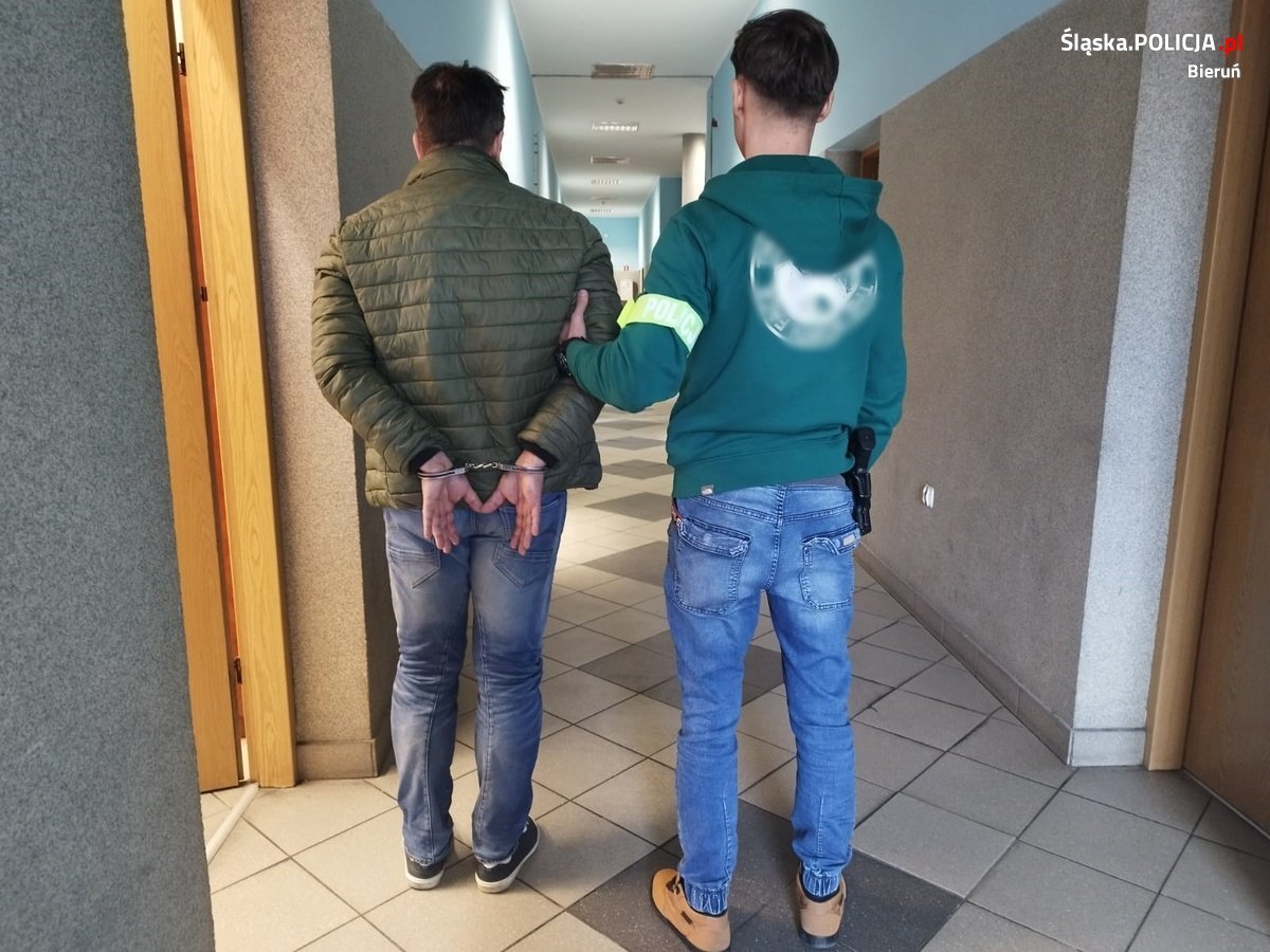 Mieszkaniec Lędzin usłyszał prawie 100 zarzutów. Oszukiwał, m.in. na węglu/fot.KPP Bieruń