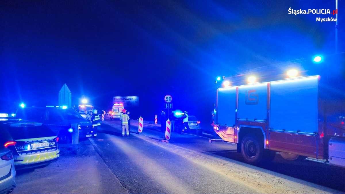 Przebiegał przez jezdnię. Nie żyje/fot.Śląska Policja