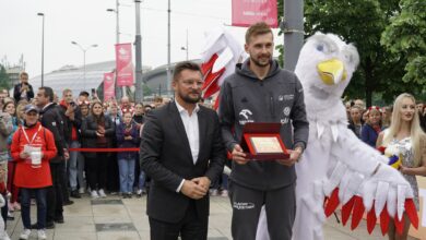 Kolejne nazwiska w katowickiej Alei Gwiazd Siatkówki. Fot. UM Katowice