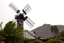 Krajobraz miasteczkowy Lanzarote. Fot. Krzysztof Wilczewski