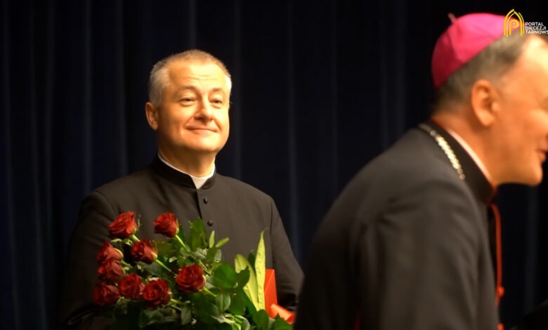 Artur Ważny. Nowy biskup w diecezji sosnowieckiej WIDEO