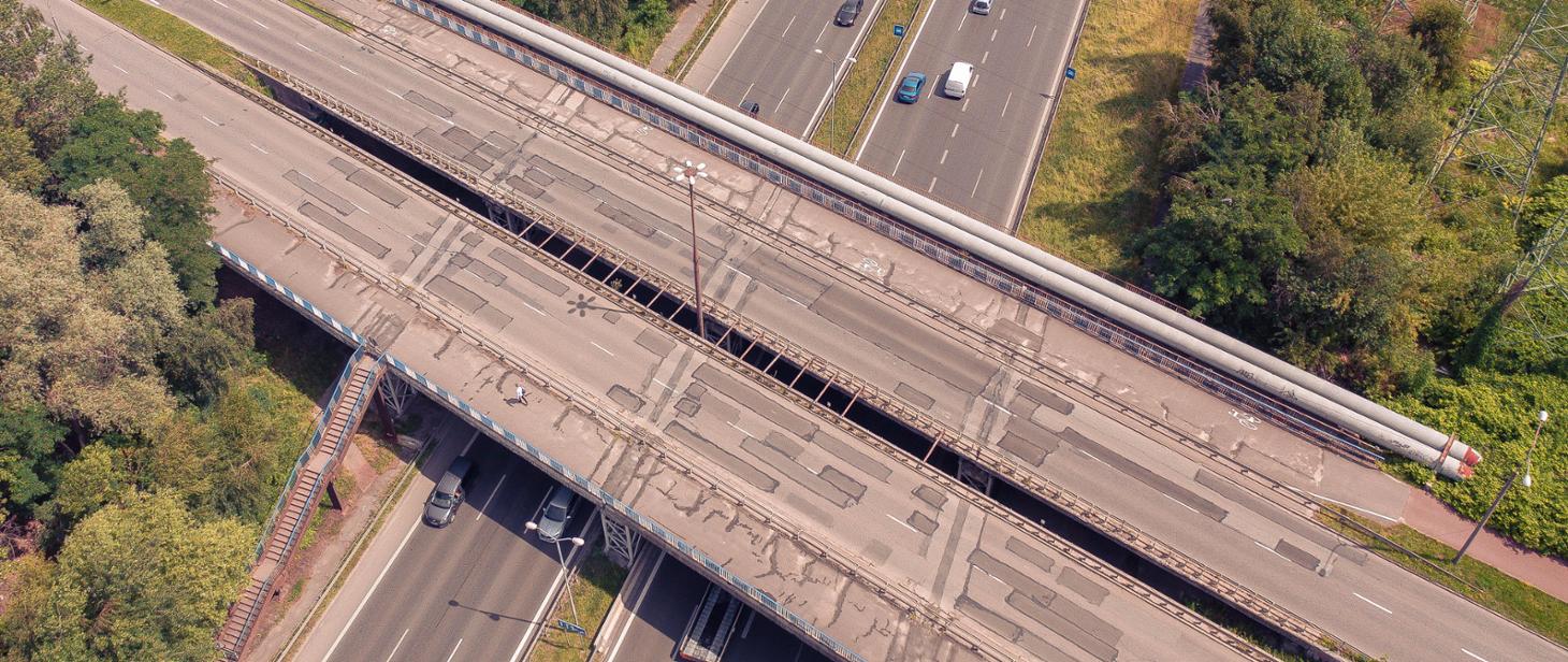 Rusza montaż tymczasowej kładki na S86. Będą utrudnienia. Fot. GDDKiA