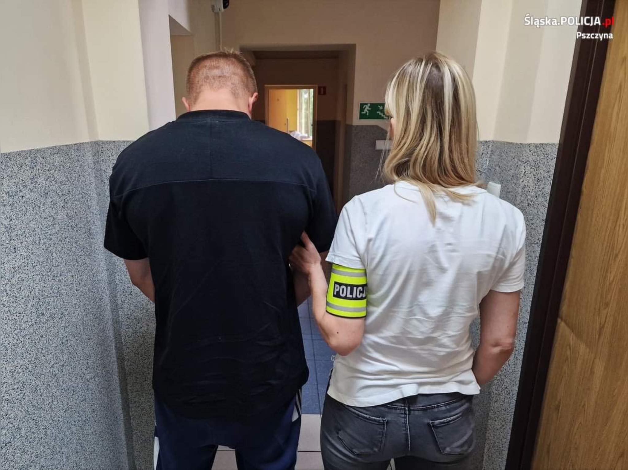 Śmiertelne potrącenie w Kobiórze. Kierowca uciekł