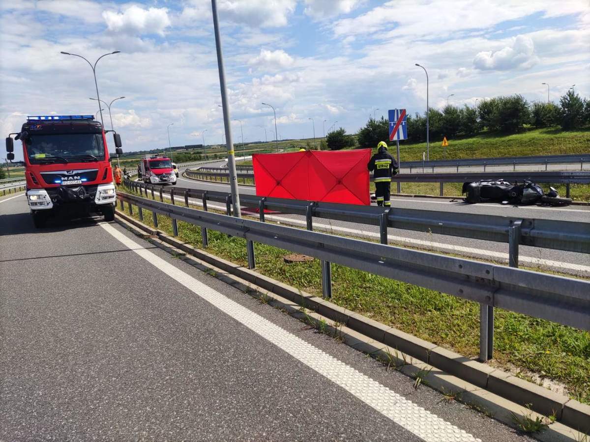 Motocyklista uderzył w bariery na A4. Nie żyje/fot.Policja Podkarpacka
