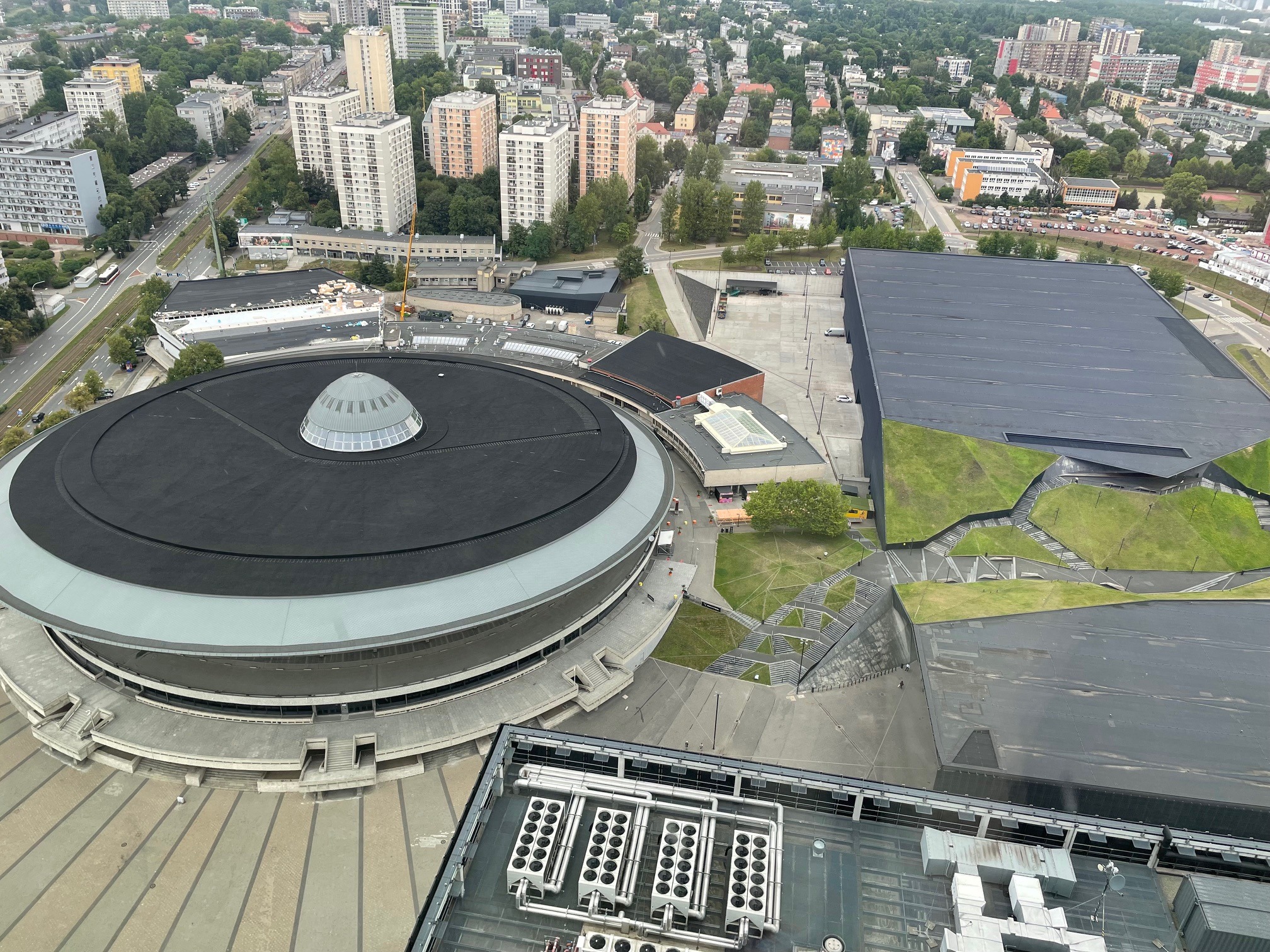 Katowice, widok z 30. piętra wieżowca KTW