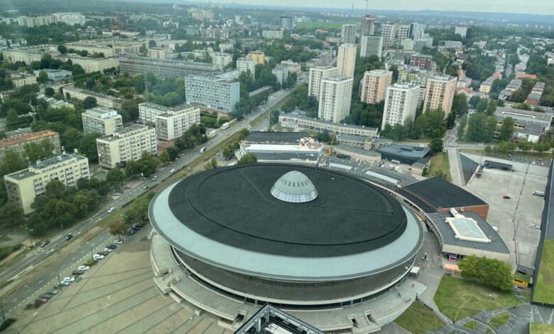 Katowice, widok z 30. piętra wieżowca KTW