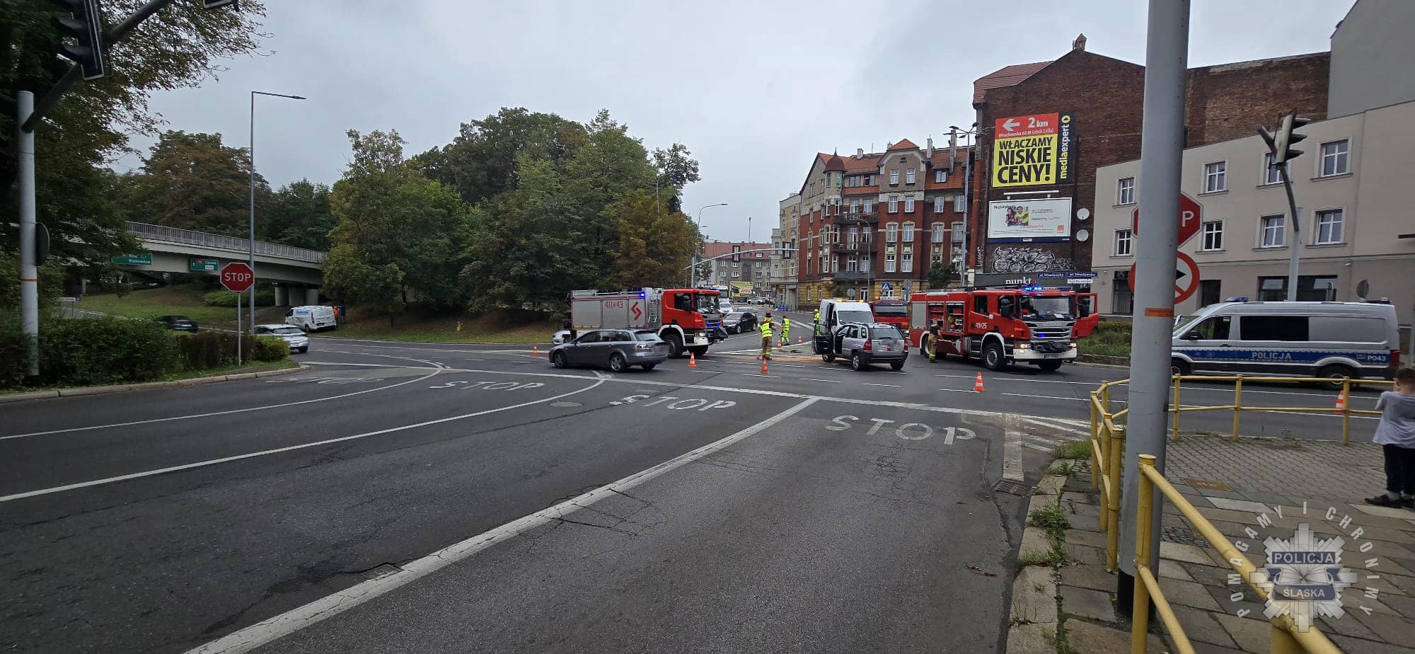 Na czerwonym świetle! Wypadek na skrzyżowaniu w Bytomiu/fot.Śląska Policja/fb