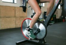 Rower stacjonarny czy rower treningowy spinningowy – co wybrać?