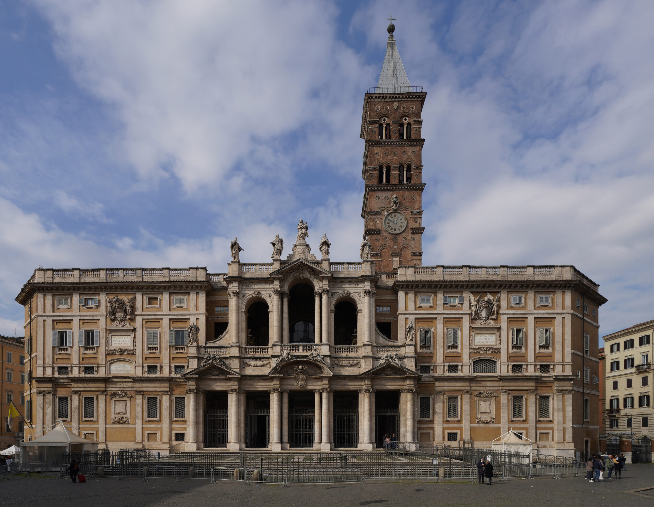Basilica_di_Santa_Maria_Maggiore fronton kościoła