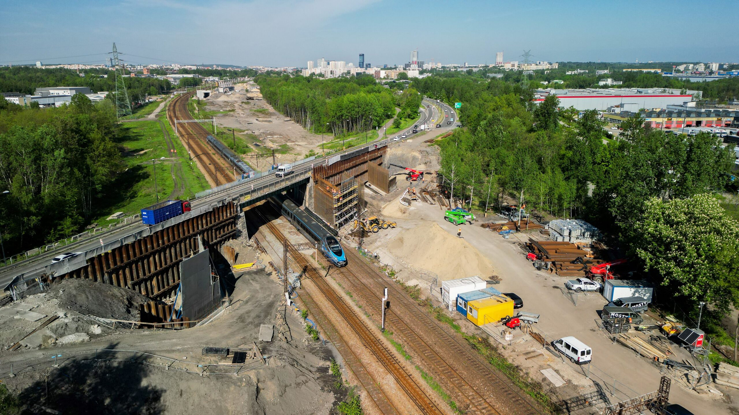 Nowa jezdnia na wiadukcie przy ul. Bagiennej w Katowicach już otwarta!