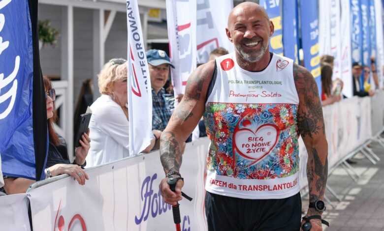26. Bieg po Nowe Życie w Wiśle - Przemysław Saleta na trasie biegu