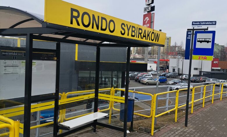 Zmiana tras linii M1 i M16 przystanek autobusowy