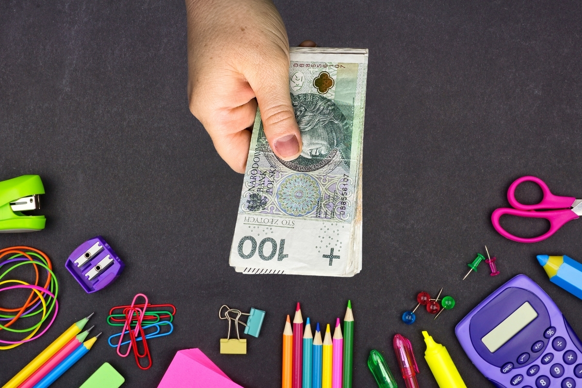 300 zł na każde dziecko! Rusza program „Dobry Start” – wnioski tylko przez internet!