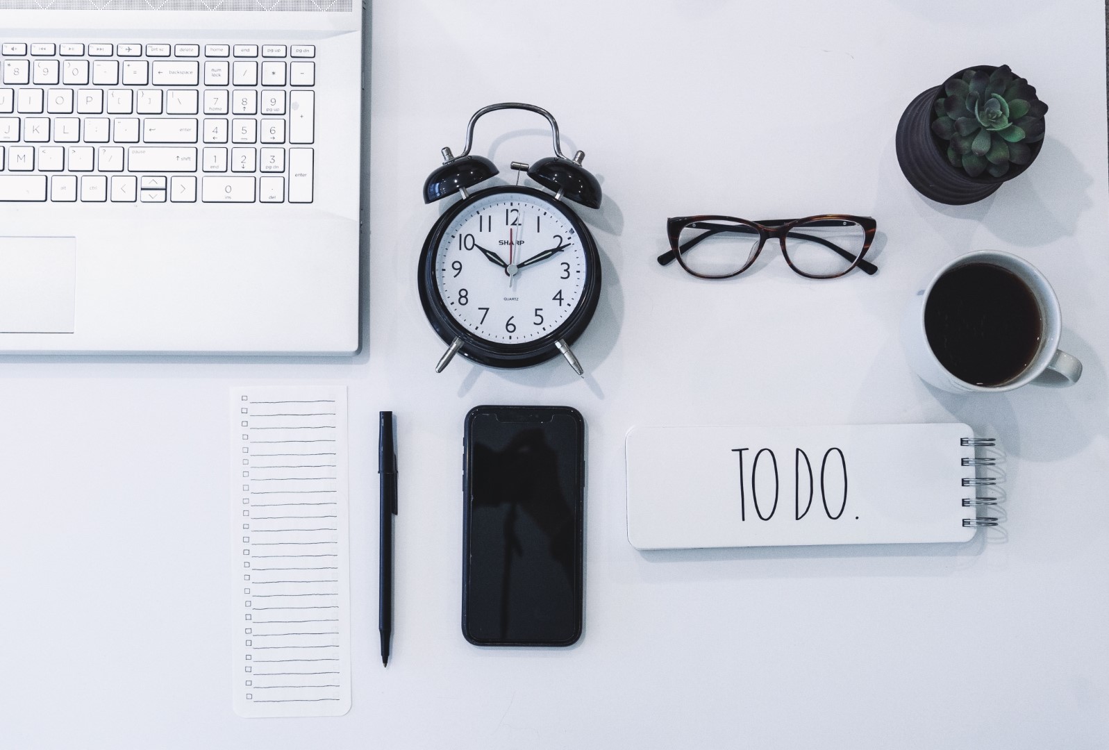 Zarządzaj zadaniami w firmie – jak wykorzystać matrycę Eisenhowera i narzędzie do zarządzania projektami FlexiProject?