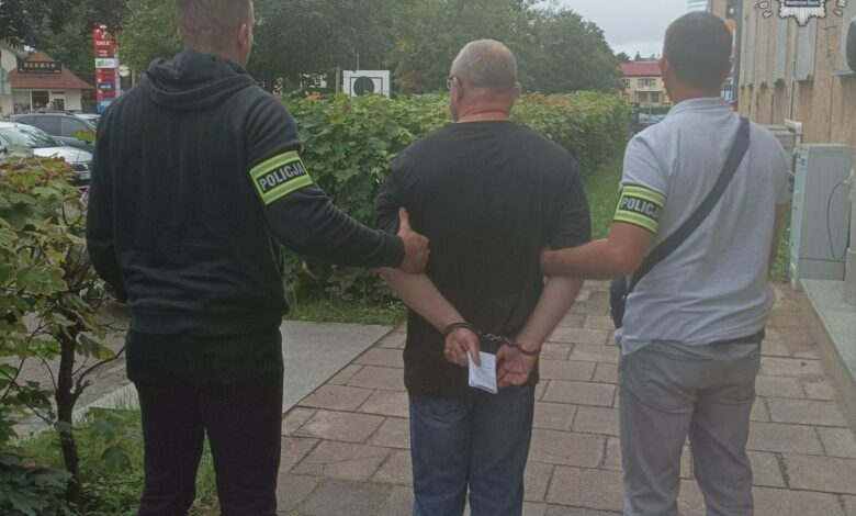 kradzież na plebanii w Lubomi policjanci prowadzą złodzieja