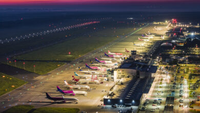 Katowice airport samoloty na płycie lotniska