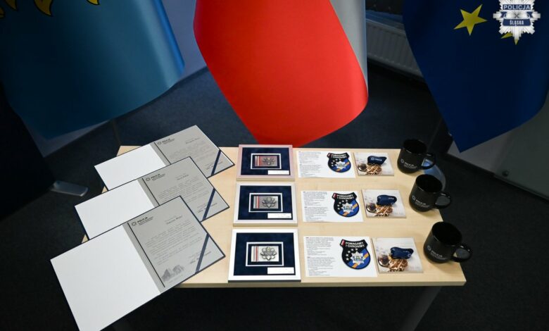 nożownik z Chorzowa - dyplomy gratulacyjne