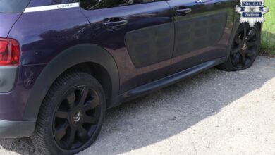 Poręba 13 uszkodzonych aut - uszkodzony samochód