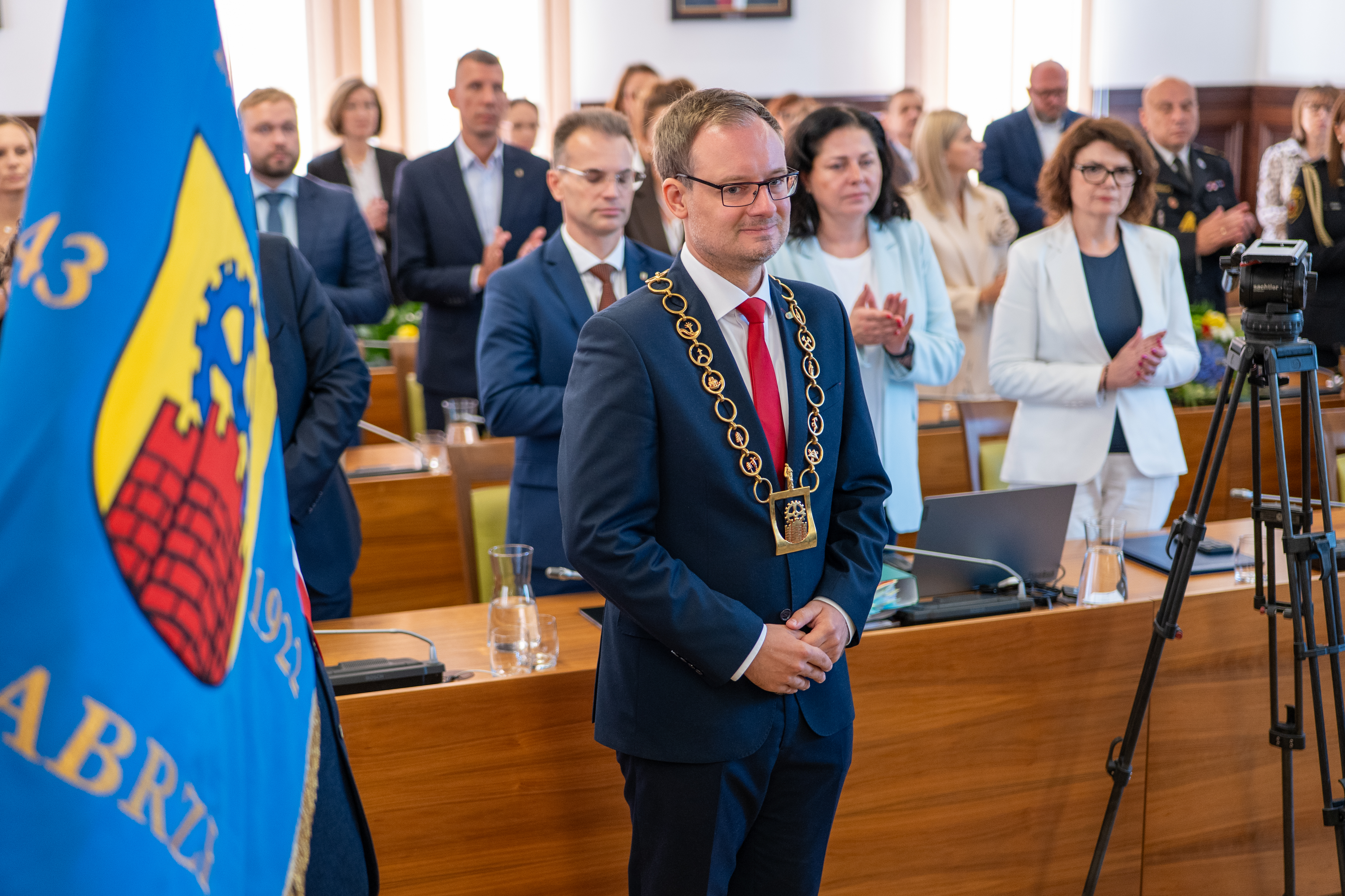 Kamil Żbikowski nowym prezydentem Zabrza. Złożył ślubowanie i obiecał „Lepsze Zabrze”