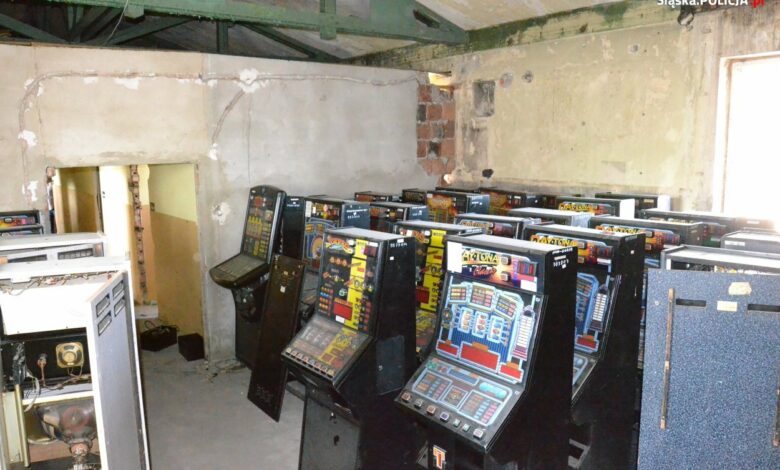 nielegalny hazard w Polsce automaty do gry w magazynie